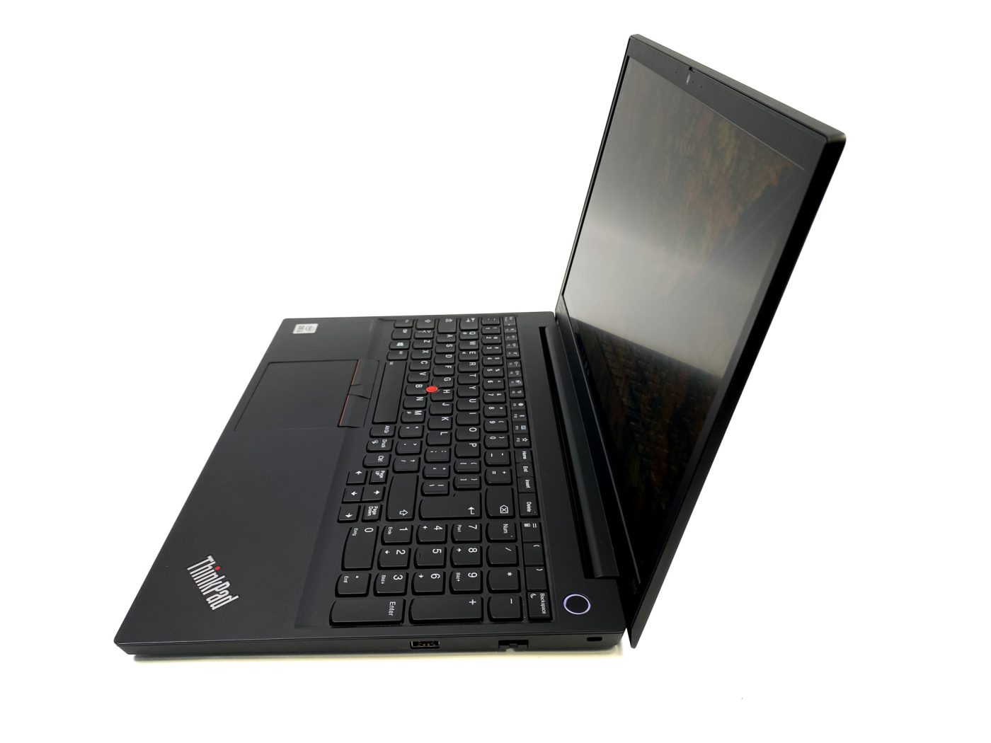 Lenovo ThinkPad E15: laptop dla ucznia