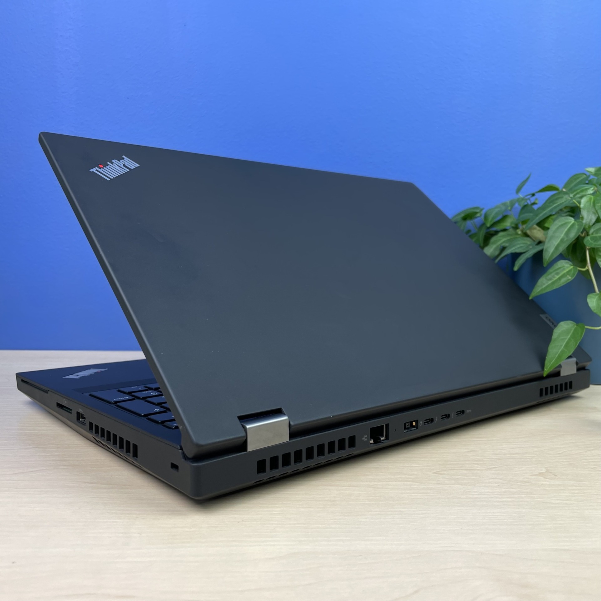 Lenovo ThinkPad P15 G2