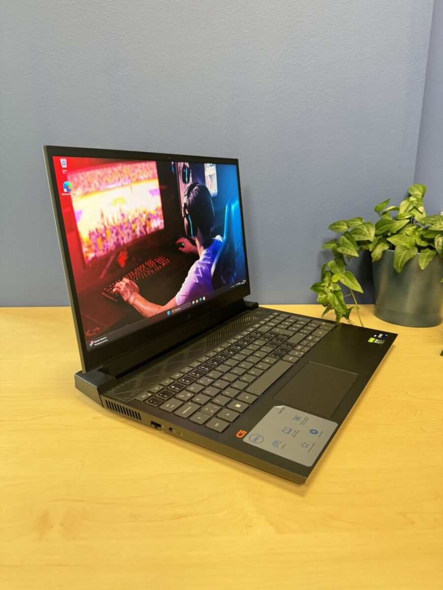 Laptop Dell G15 5521