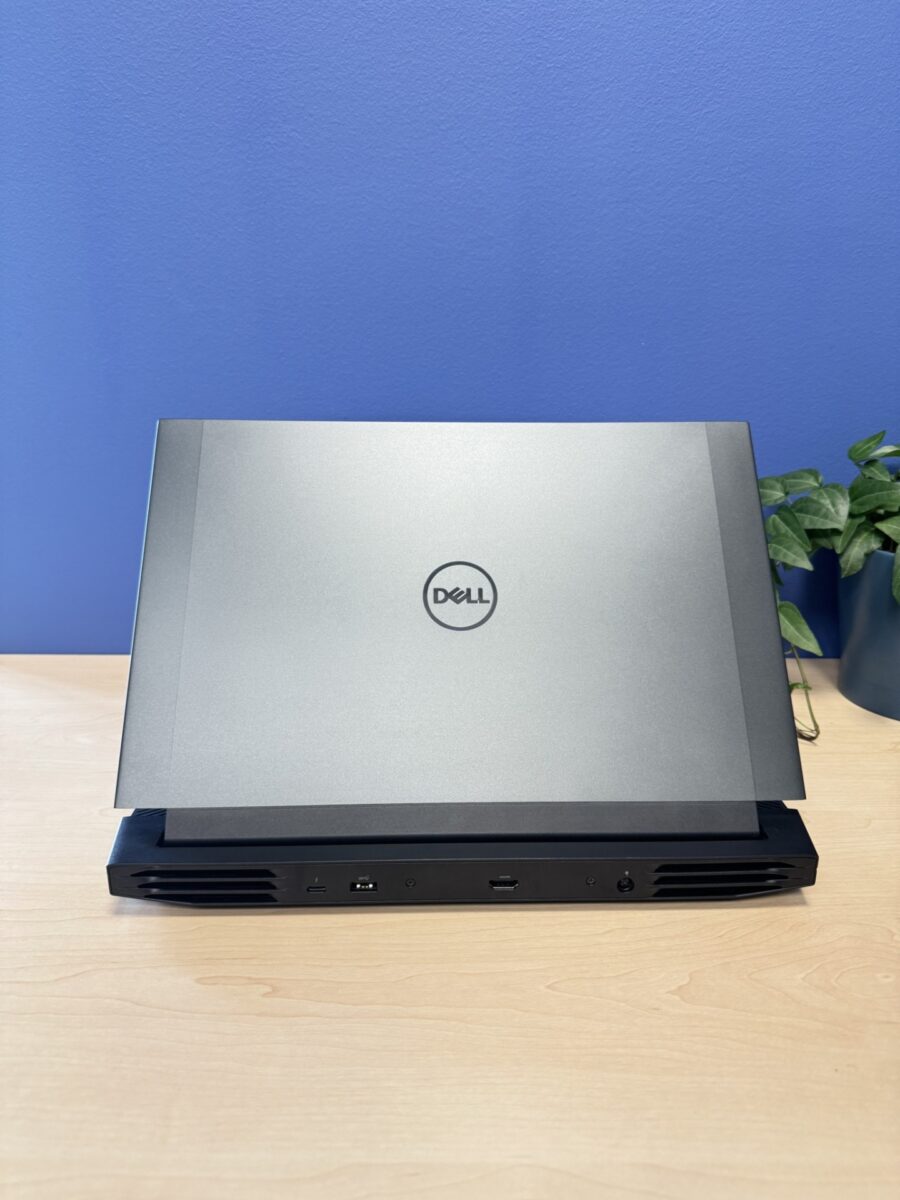 Laptop Dell G15 5521