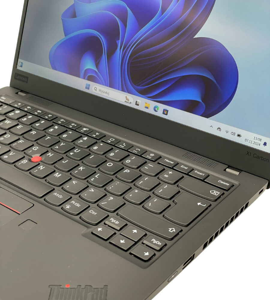 Lenovo X1 Carbon G8 i7